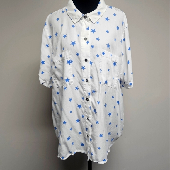 White Blue Stars Patriotic Short Sleeve Button Up Preppy America USA Breathable - Picture 1 of 6
